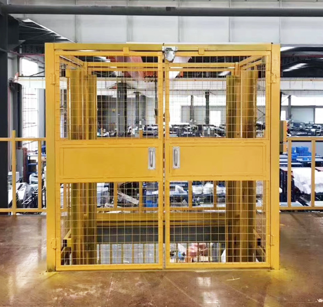 屯昌智能导轨式升降机亮相